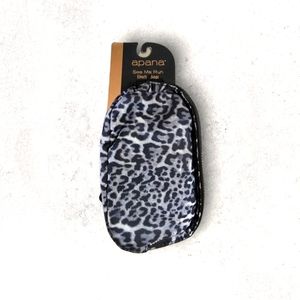 APANA SEE ME RUN BELT BAG FANNY PACK SNOW LEOPARD GRAY  ADJUSTABLE STRAP NWT